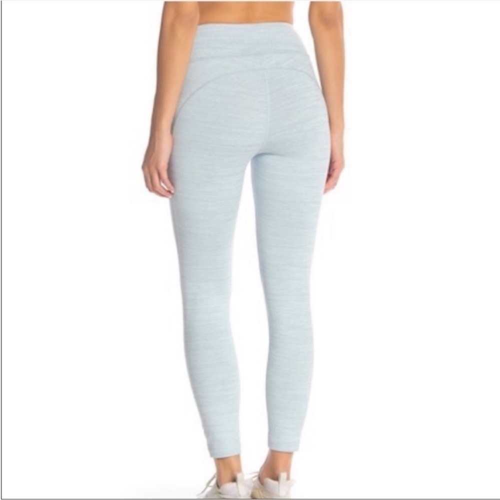 Outdoor Voices Techsweat High Rise 7/8
Flex Leggings Baby Blue M Cropped - Picture 4 of 13